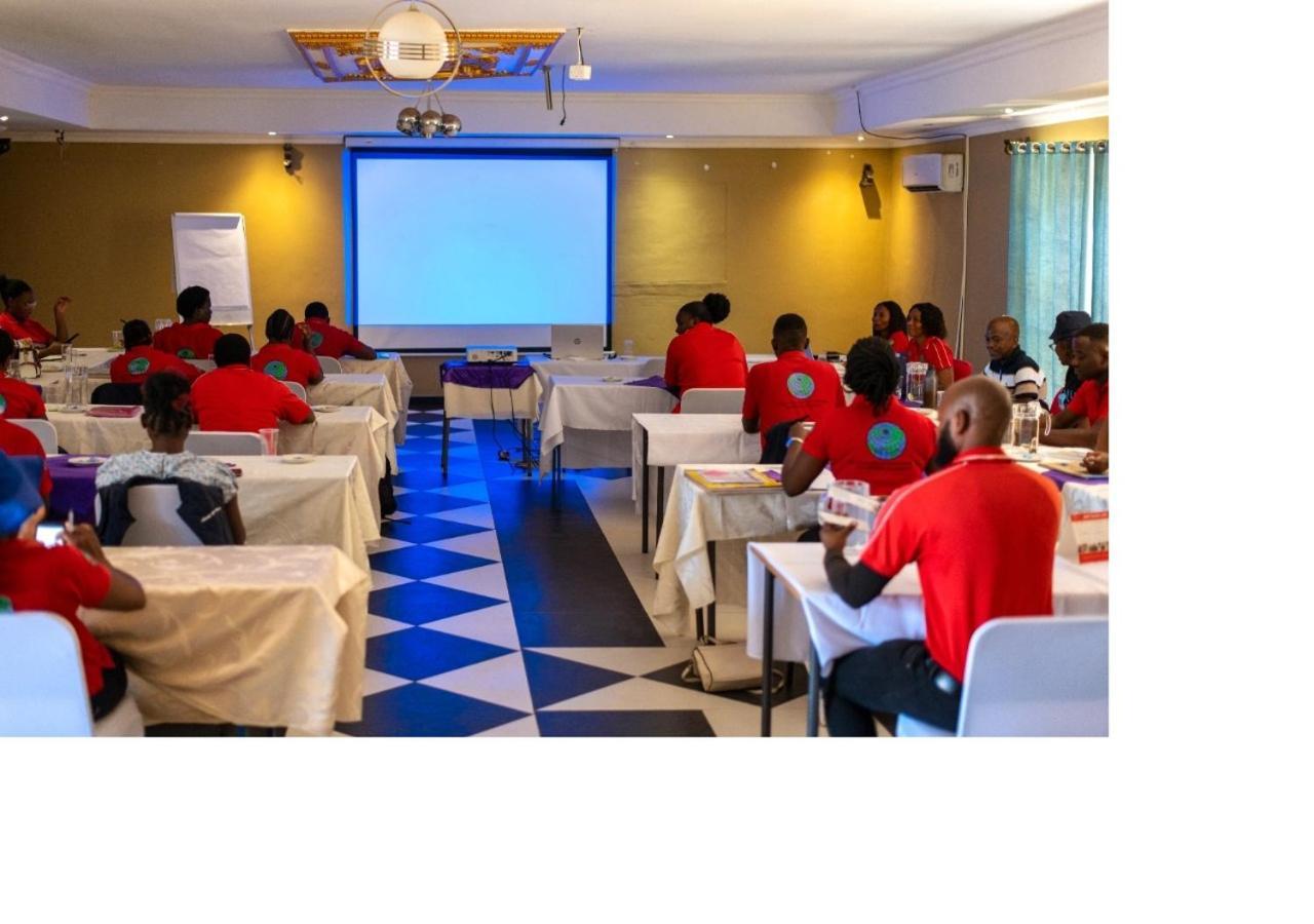 Msc Hotel Otjiwarongo Monitronics Εξωτερικό φωτογραφία